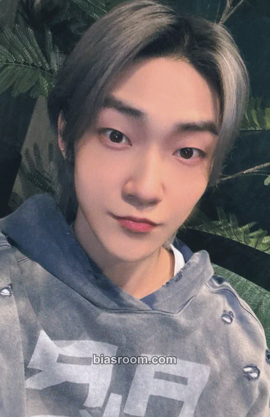 Kevin THE B-LAND Photocard - THE BOYZ - THE BOYZ K-pop photocard