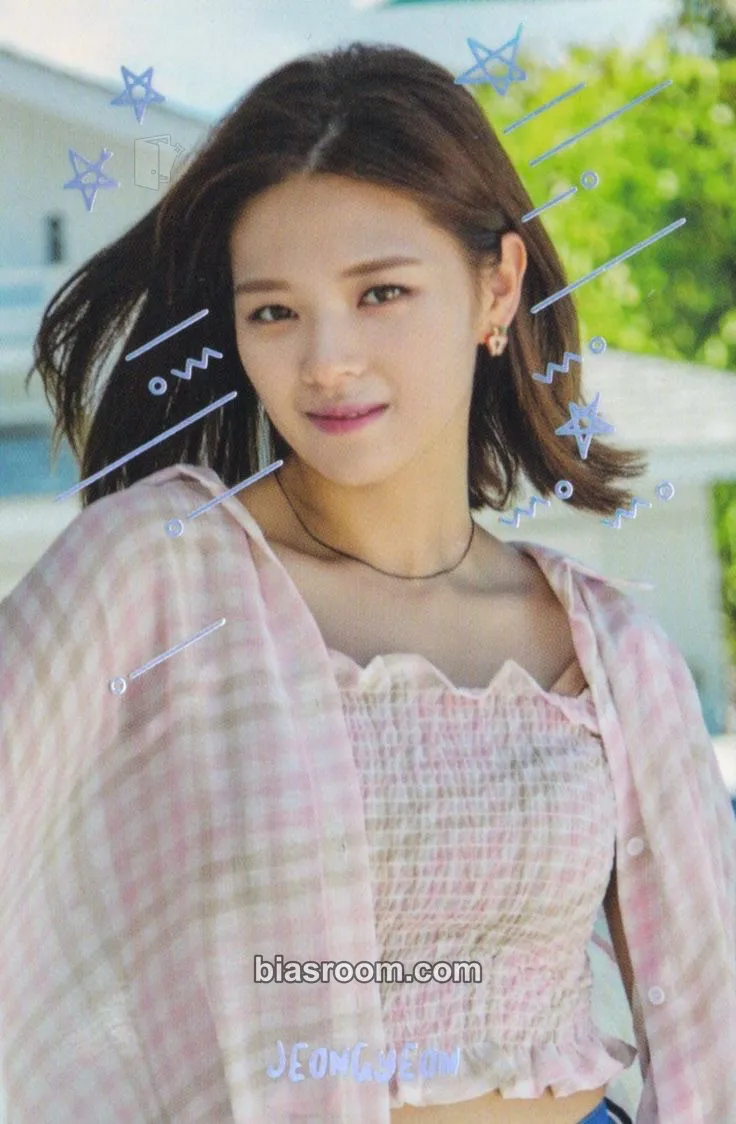 Jeongyeon Twaii’s Shop Pop-Up Store Photocard - TWICE - TWICE K-pop photocard