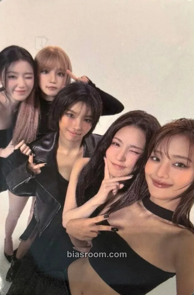i-dle - 2026 World Tour [Syncopation] Event hoodie tour merch merch photocard
