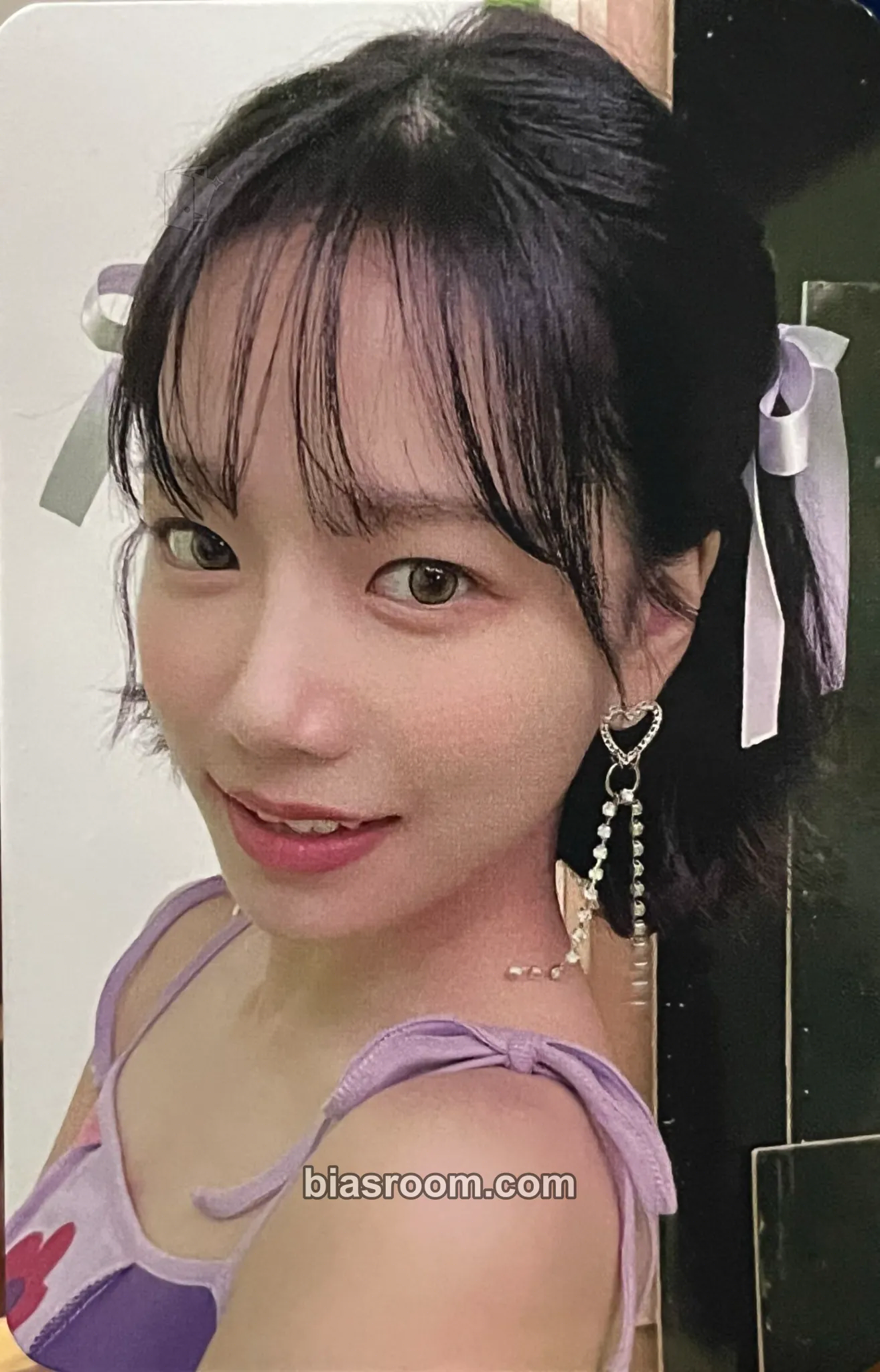Jo Yuri GLASSY Photocard - Jo Yuri K-pop photocard