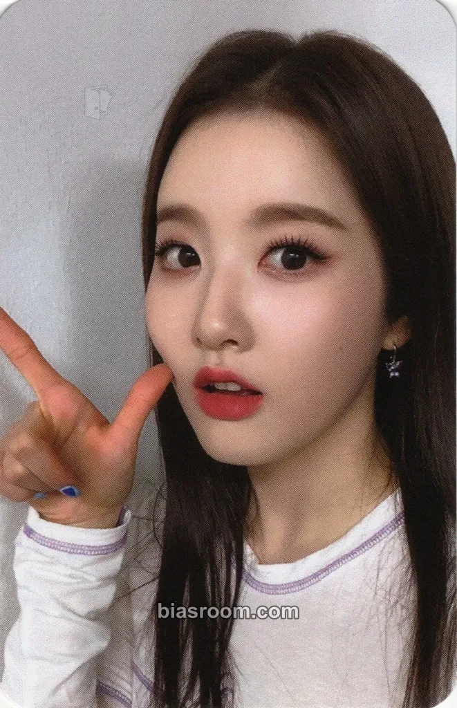Sieun Star To A Young Culture Photocard - STAYC - STAYC K-pop photocard