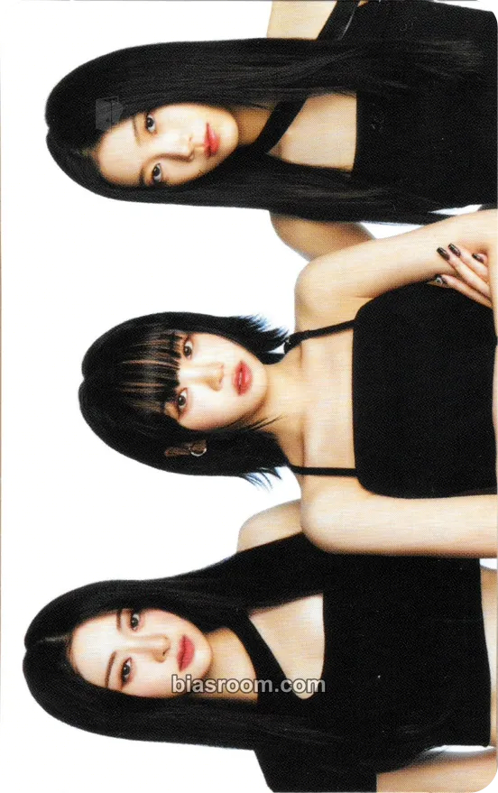 Flame Rises Tour (2023) Photocard - LE SSERAFIM - LE SSERAFIM K-pop photocard