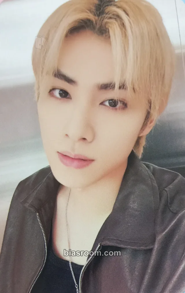 WayV - Xiaojun - Give Me That Album mymusictaste (mmt) video call (fancall)