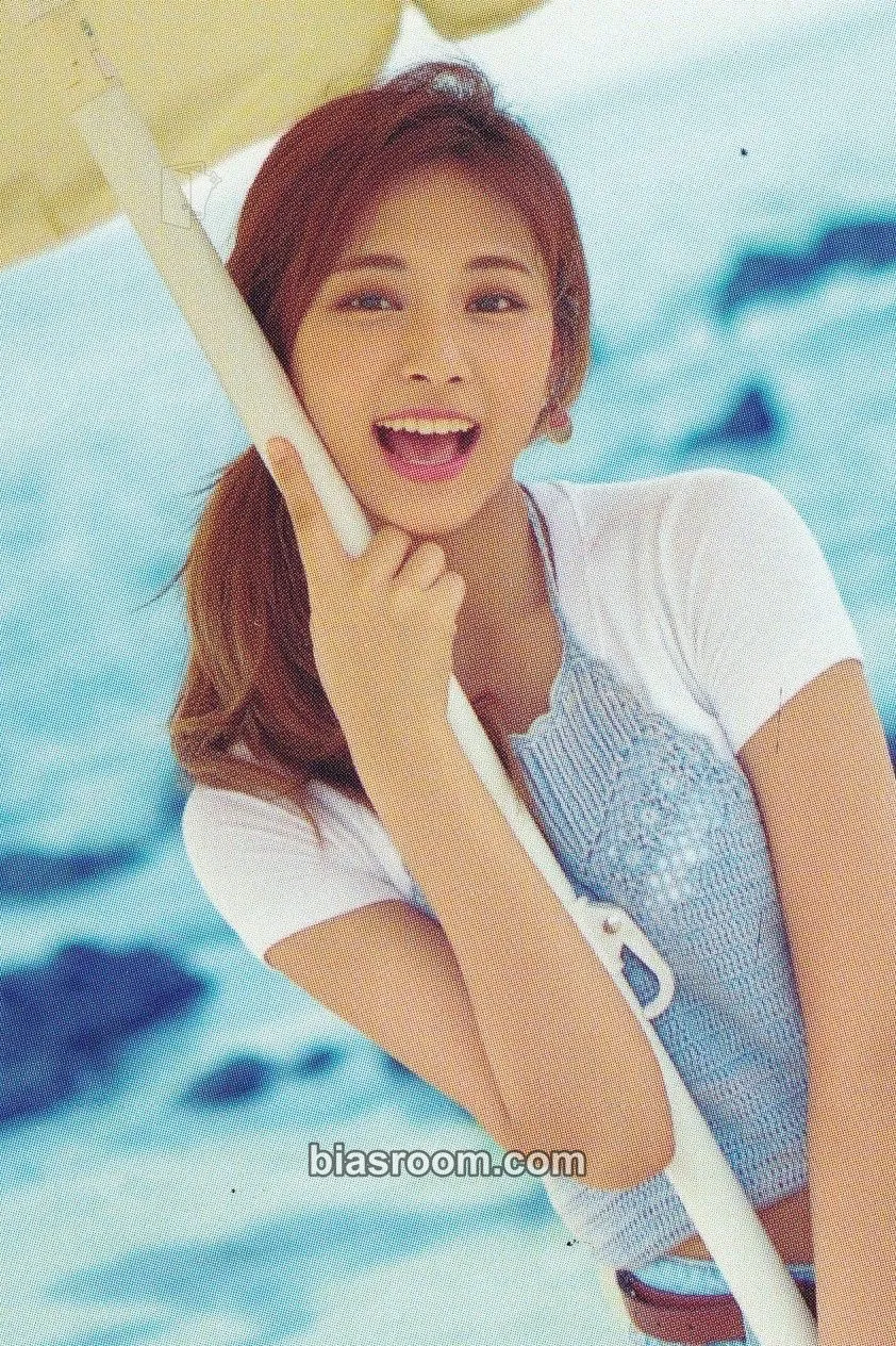 Tzuyu TWICEZINE - Jeju Island Edition Photocard - TWICE - TWICE K-pop photocard