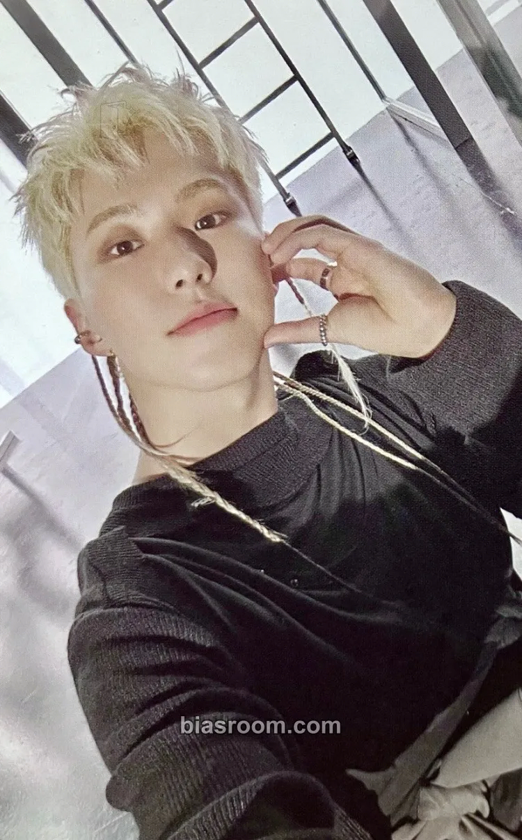 Hoshi BEAM Photocard - SEVENTEEN - SEVENTEEN K-pop photocard