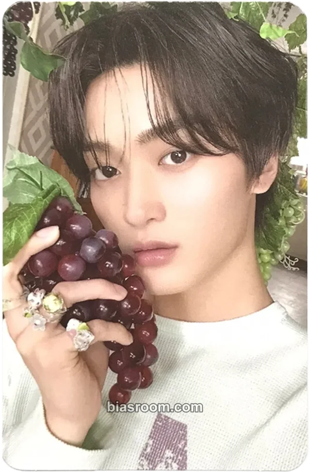CRAVITY - Taeyoung - Dare to Crave Album exclamation mark version album photocard
