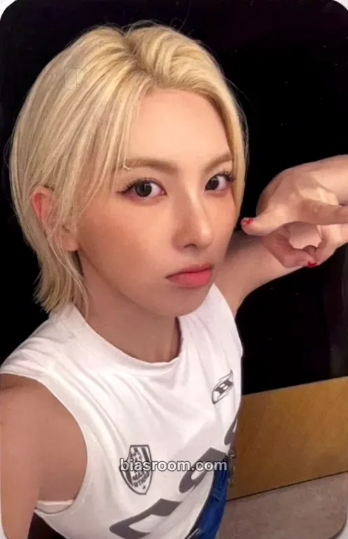 Bae Fe3O4: STICK OUT Photocard - NMIXX - NMIXX K-pop photocard