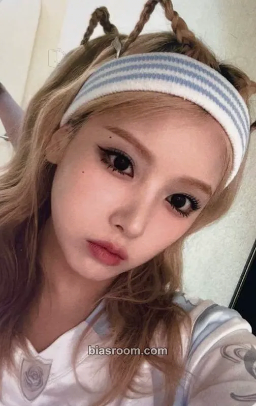 Jiwoo Fe3O4: STICK OUT Photocard - NMIXX - NMIXX K-pop photocard