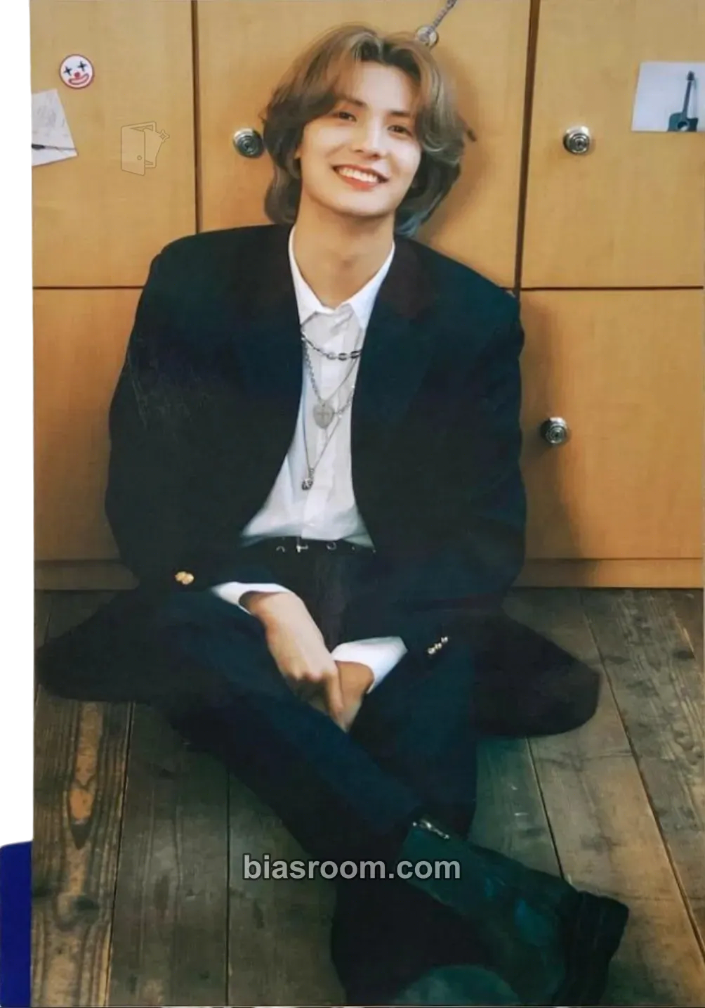 Jooyeon Official Fanclub 1st Generation Photocard - Xdinary Heroes - Xdinary Heroes K-pop photocard