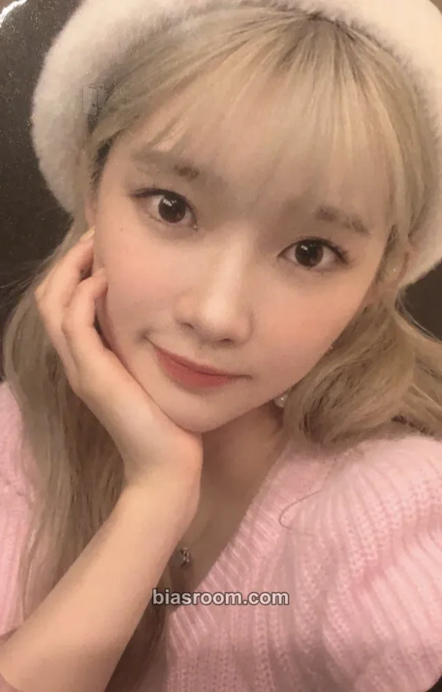 Yukika Yukika timeabout, K-pop photocard