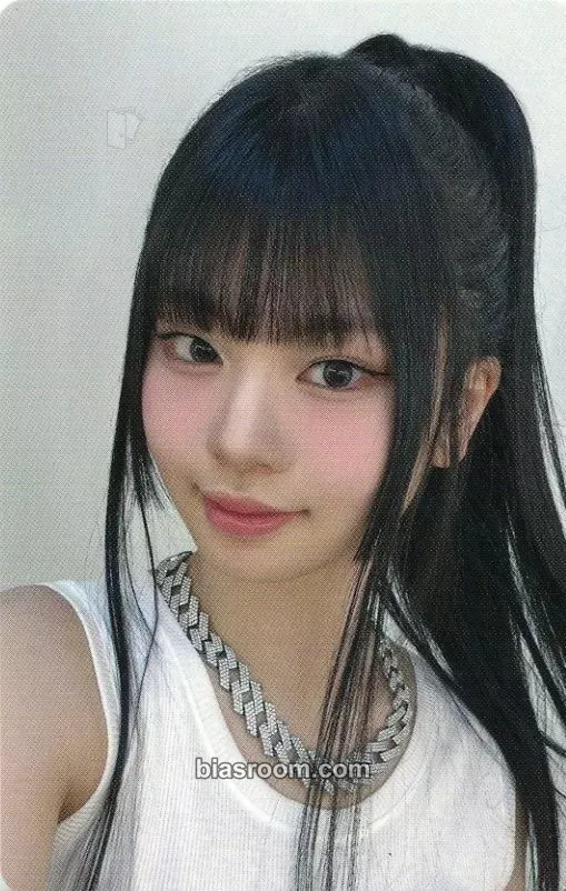 Rinon MIRAI Photocard - ME:I - ME:I K-pop photocard