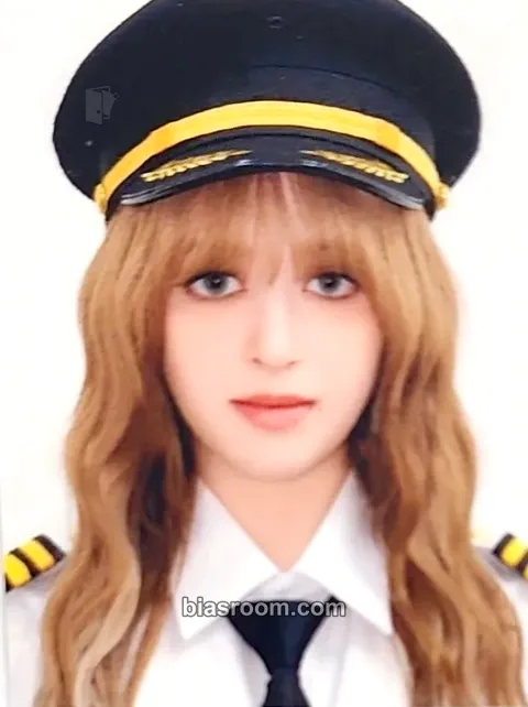 Lily Fe3O4: STICK OUT Photocard - NMIXX - NMIXX K-pop photocard