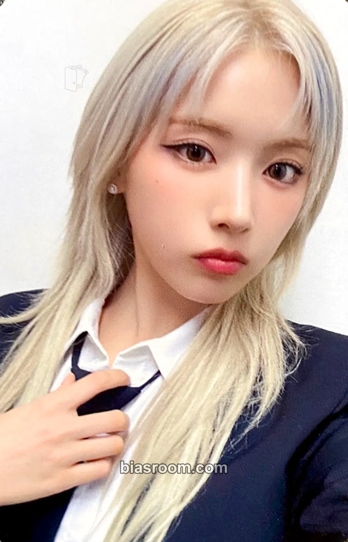Jiwoo Fe3O4: STICK OUT Photocard - NMIXX - NMIXX K-pop photocard