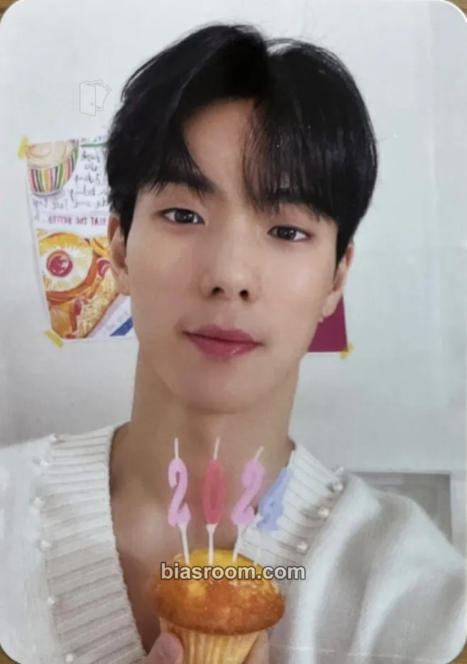 Shownu 2024 Season's Greetings Day After Day Photocard - MONSTA X - MONSTA X K-pop photocard