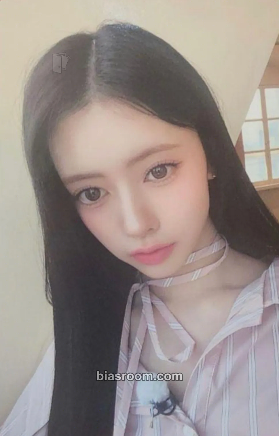 Rima LOVE LINE Photocard - NiziU - NiziU K-pop photocard