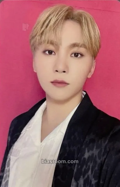 Seungkwan Not Alone Photocard - SEVENTEEN - SEVENTEEN K-pop photocard