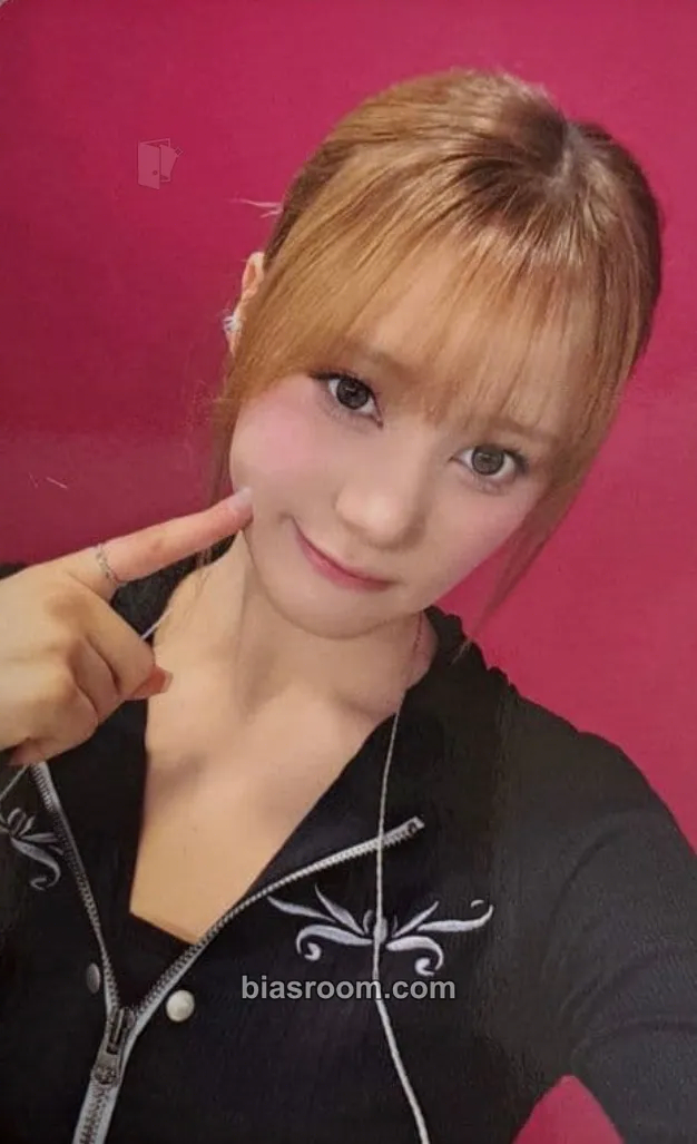 Nina INGALIVE UNICON 2025 Photocard - NiziU - NiziU K-pop photocard