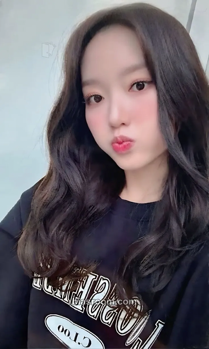 Go Won Loossemble 1st Fan-Con: Make a Voyage Photocard - Loossemble - Loossemble K-pop photocard