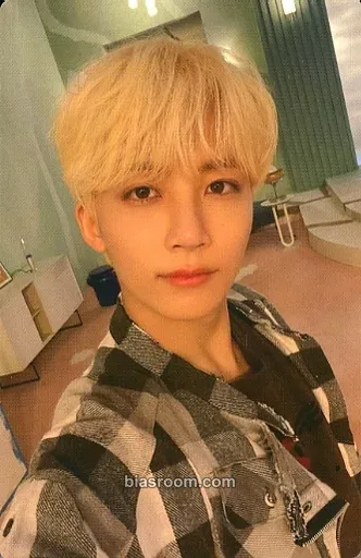 Jeonghan Attacca Photocard - SEVENTEEN - SEVENTEEN K-pop photocard