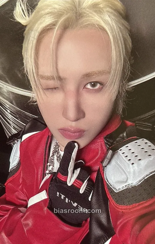 Hunter HOUSE OF TRICKY : SPUR Photocard - xikers - xikers K-pop photocard
