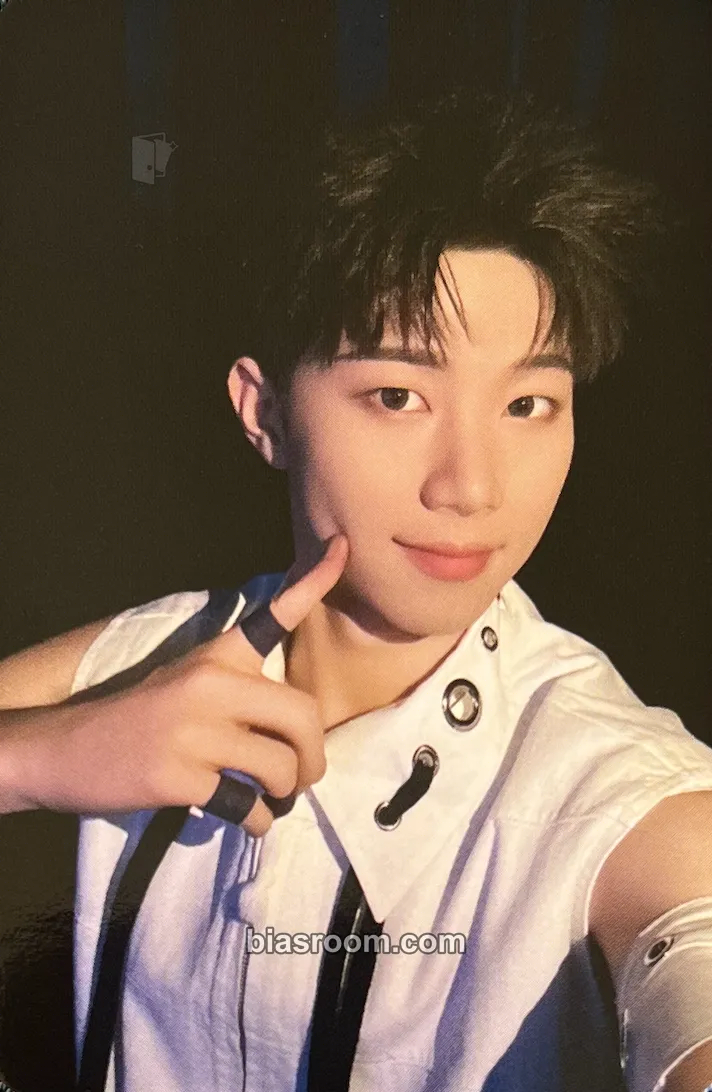 Hyunwoo HOUSE OF TRICKY : WATCH OUT Photocard - xikers - xikers K-pop photocard