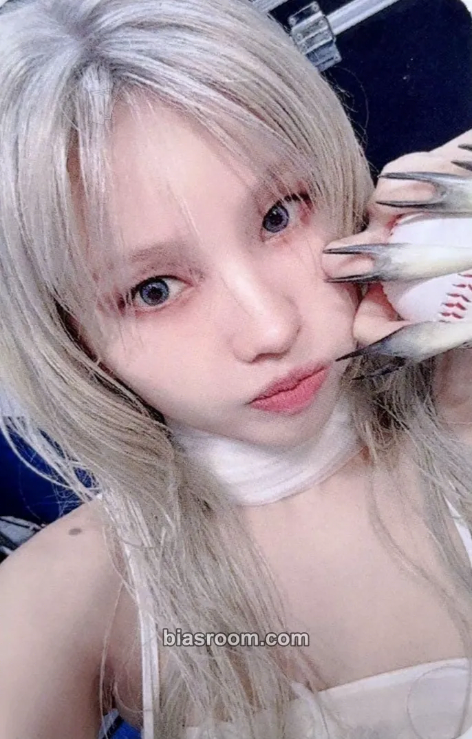 Soyeon We are Photocard - i-dle - i-dle K-pop photocard