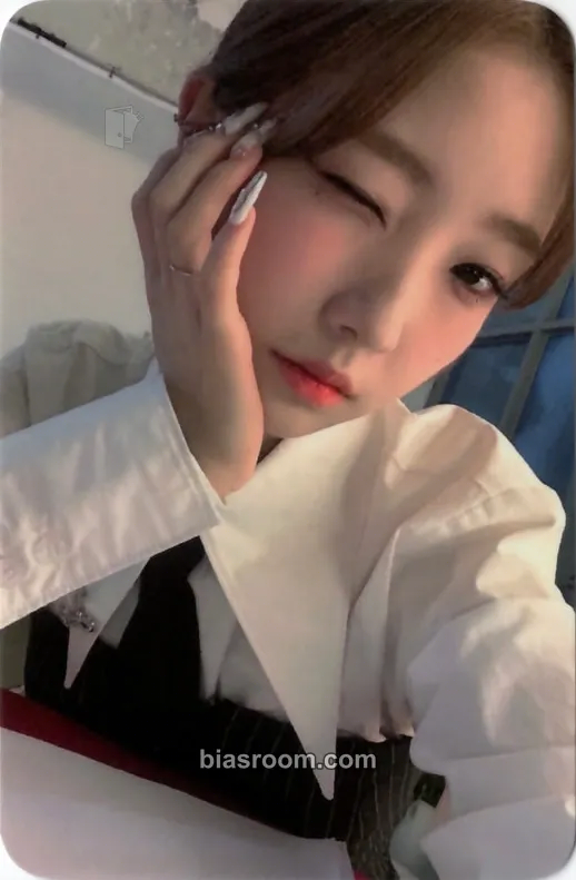 YeoJin Loossemble 1st Fan-Con: Make a Voyage Photocard - Loossemble - Loossemble K-pop photocard