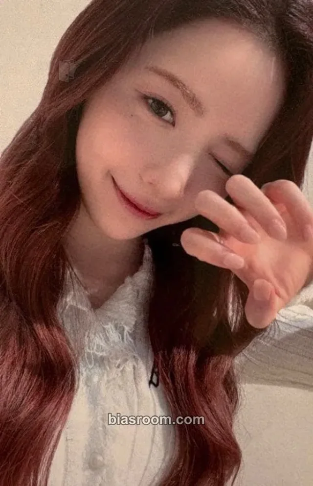 NiziU - Maya - LOVE LINE Album video call (fancall) counting stars