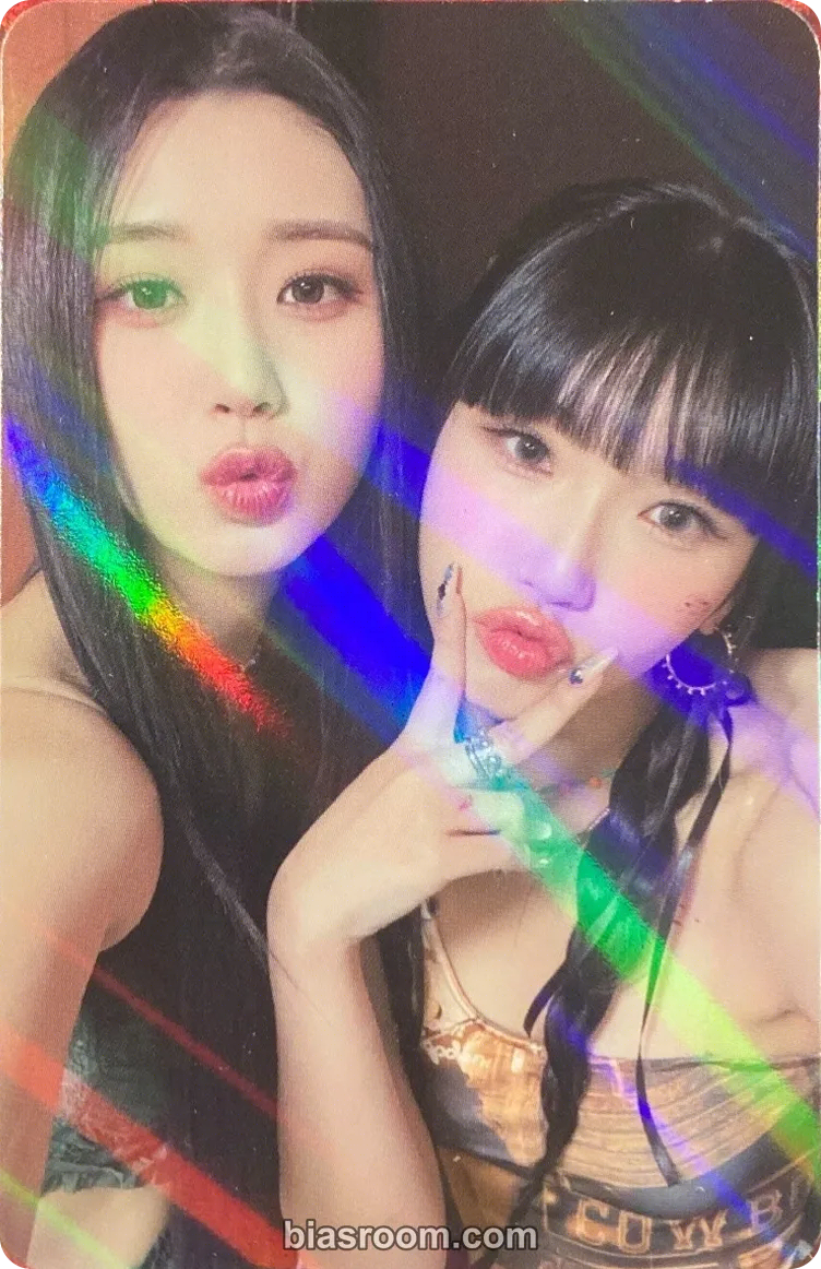 Diamond Photocard - TRI.BE - TRI.BE K-pop photocard