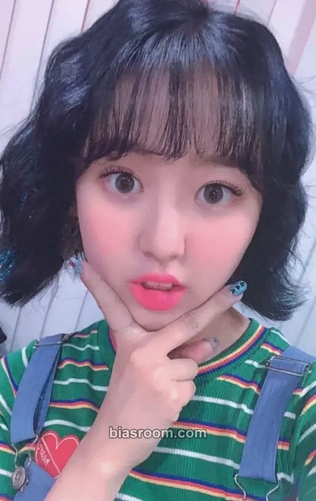 UNI.T - NC.A - Begin With The End Album album photocard