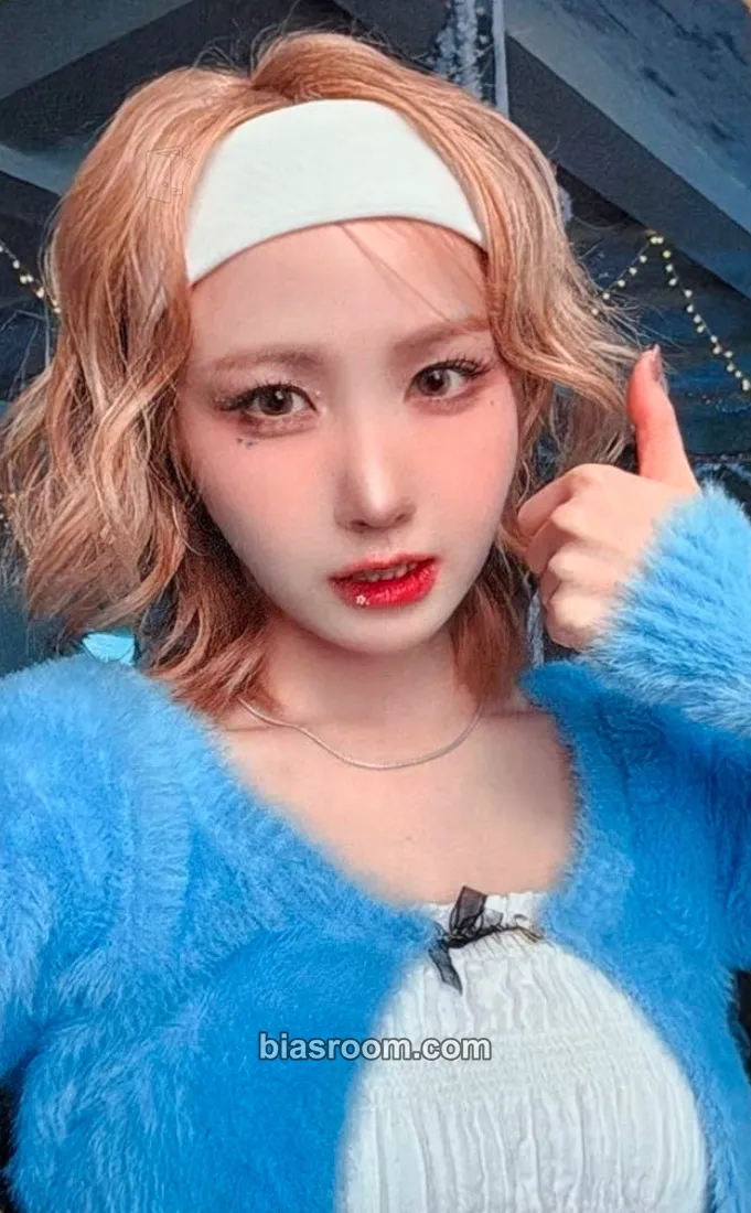 Hitomi &our vibe Photocard - SAY MY NAME - SAY MY NAME K-pop photocard