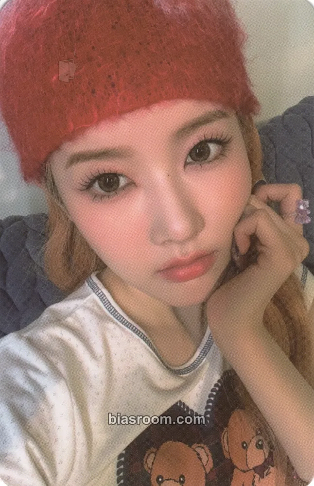 Sieun 2024 Season's Greetings Photocard - STAYC - STAYC K-pop photocard