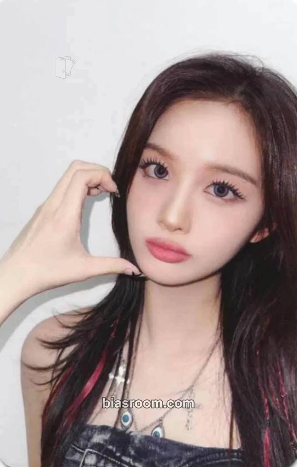 Sullyoon Fe3O4: STICK OUT Photocard - NMIXX - NMIXX K-pop photocard