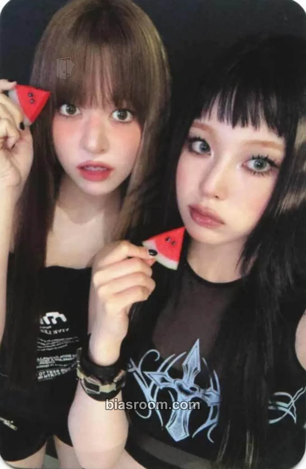 Fe3O4: STICK OUT Photocard - NMIXX - NMIXX K-pop photocard