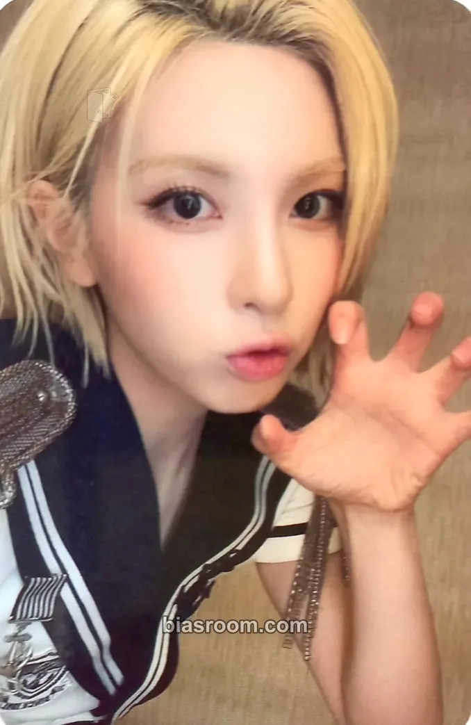 Bae Fe3O4: STICK OUT Photocard - NMIXX - NMIXX K-pop photocard
