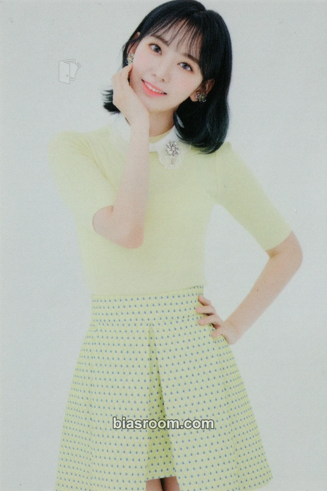 Sakura ONEIRIC THEATER Photocard - IZ*ONE - IZ*ONE K-pop photocard