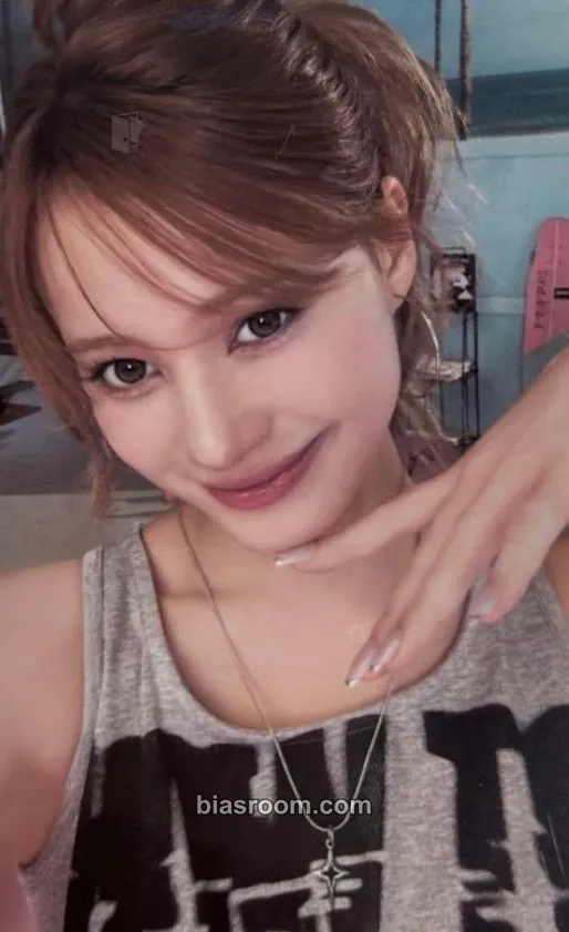 Nina 2026 SEASON’S GREETINGS “Forward With U” Photocard - NiziU - NiziU K-pop photocard
