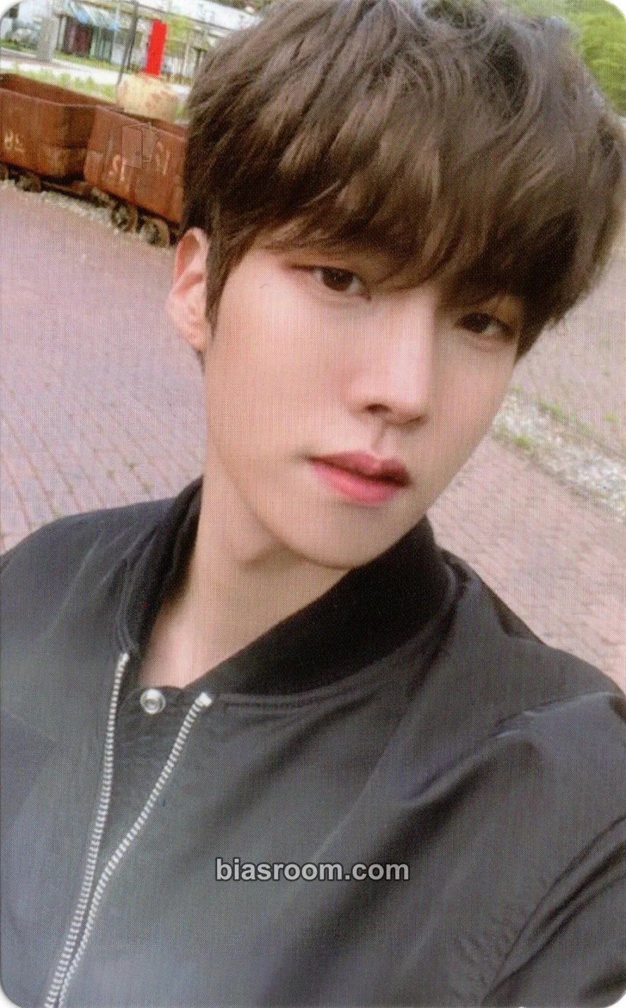Dae Yeol Take A Leap Photocard - Golden Child - Golden Child K-pop photocard