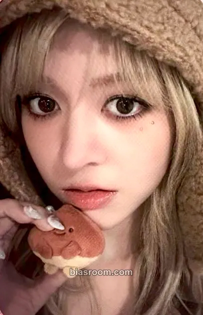 Lily Fe3O4: BREAK Photocard - NMIXX - NMIXX K-pop photocard