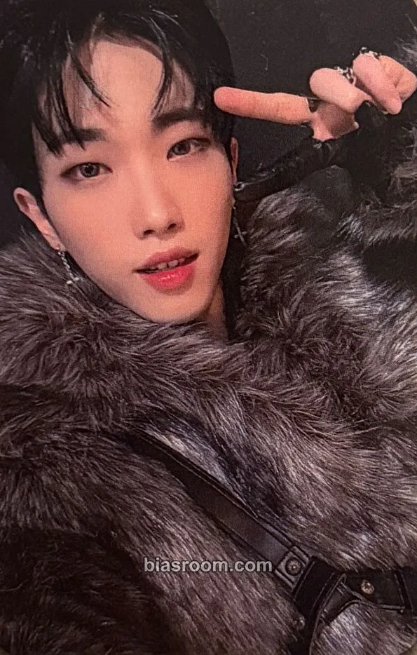 Dann History of Kingdom : Part Ⅲ . Ivan Photocard - The KingDom - The KingDom K-pop photocard