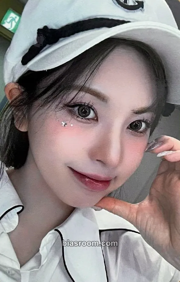 Bae Fe3O4: BREAK Photocard - NMIXX - NMIXX K-pop photocard