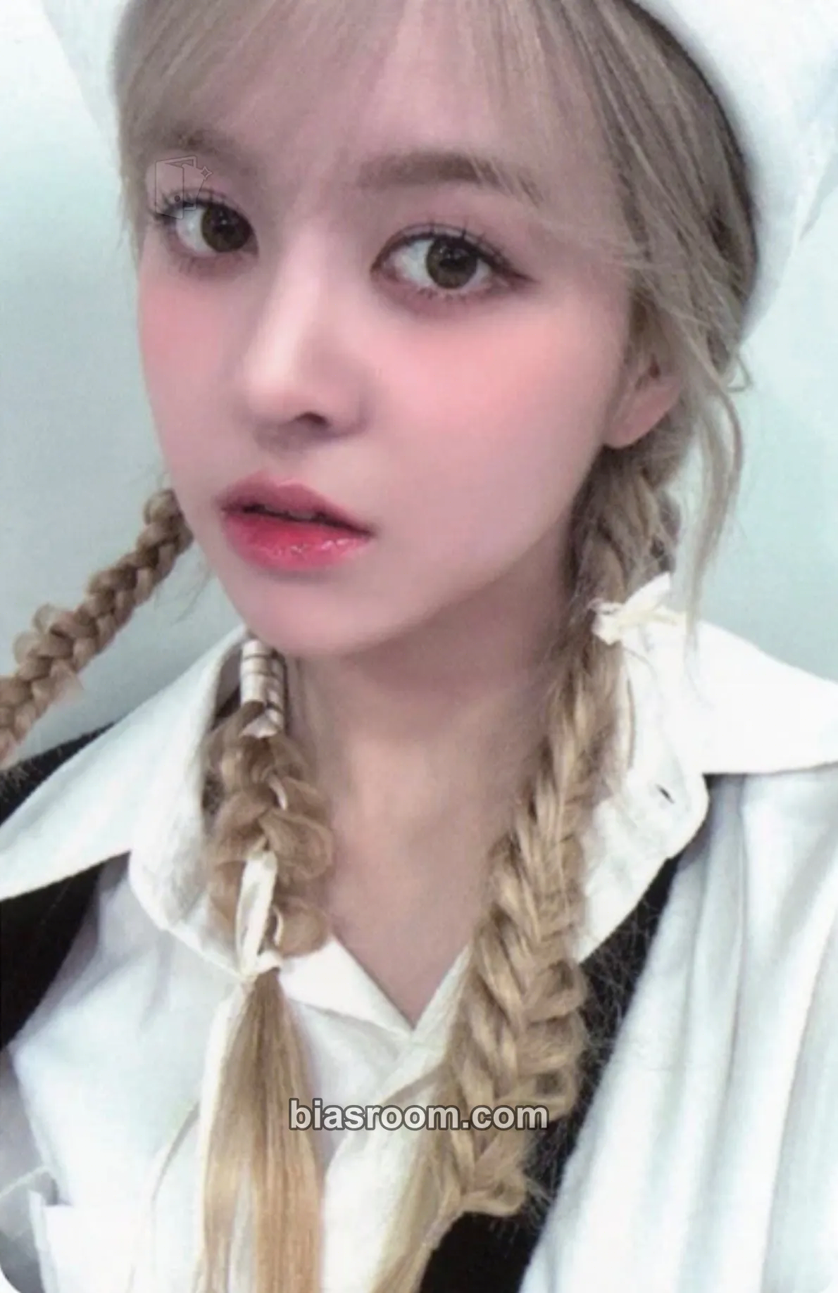 Lily Fe3O4: BREAK Photocard - NMIXX - NMIXX K-pop photocard