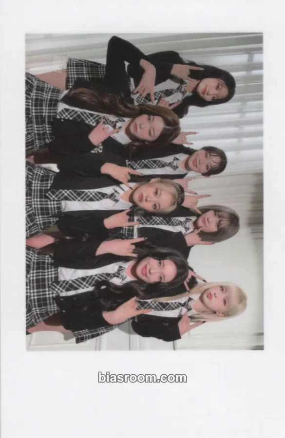 The Billage of Perception: Chapter Two Photocard - Billlie - Billlie K-pop photocard