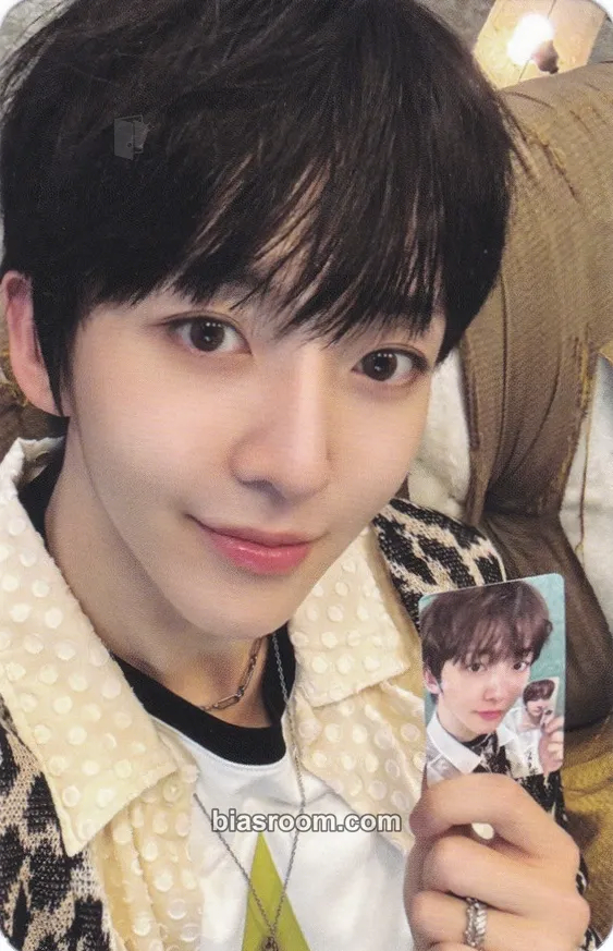 Donghyeon My First Flip Photocard - KickFlip - KickFlip K-pop photocard