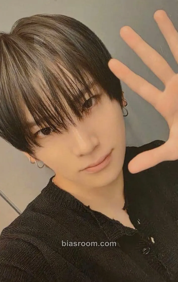Yuma Back to Life Photocard - &TEAM - &TEAM K-pop photocard