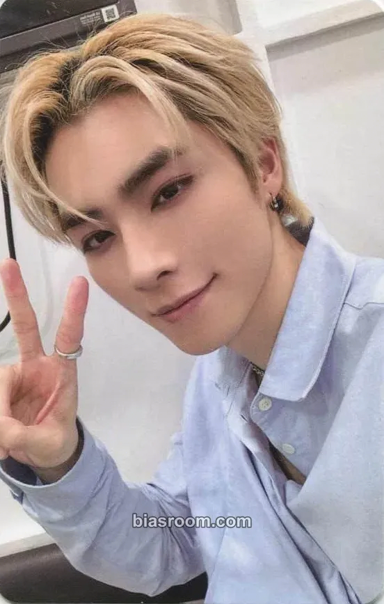 Xiaojun Give Me That Photocard - WayV - WayV K-pop photocard