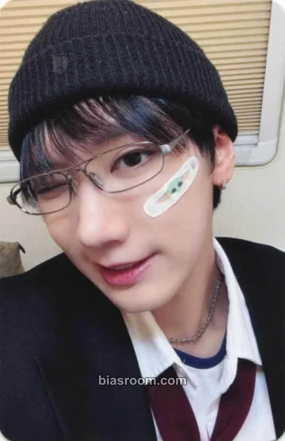 Ten Give Me That Photocard - WayV - WayV K-pop photocard