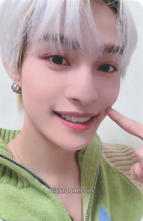 Yangyang Phantom Photocard - WayV - WayV K-pop photocard