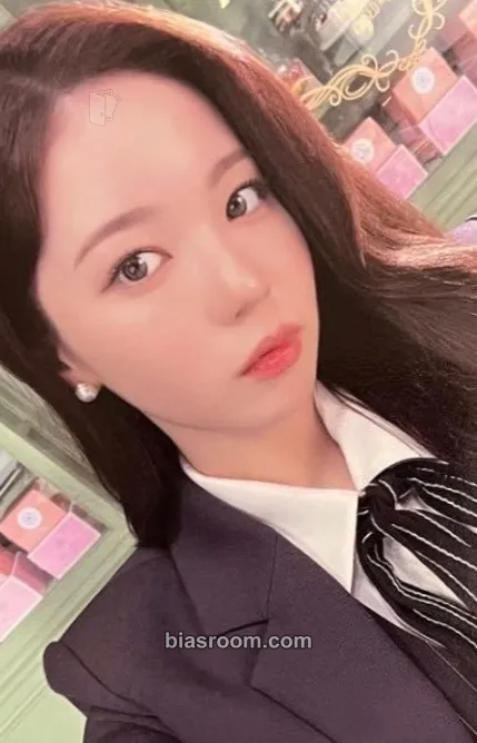 Ayaka 2024 SEASON'S GREETINGS “To Us” Photocard - NiziU - NiziU K-pop photocard