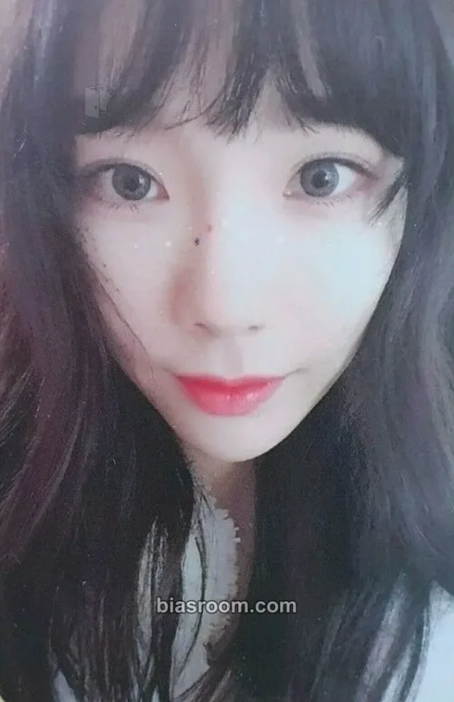 Taeyeon - Taeyeon - This Christmas: Winter Is Coming Album album photocard